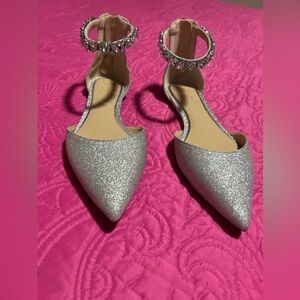 Elegant Silver Glitter Women's Shoes